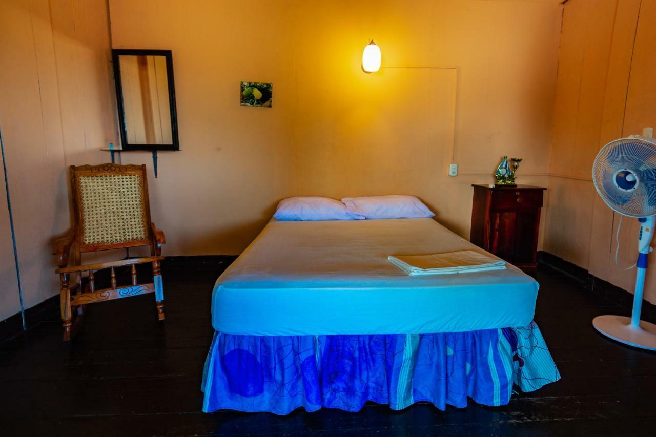 Hostal Lazybones León Esterno foto