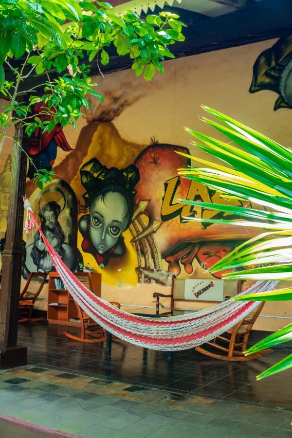 Hostal Lazybones León Esterno foto