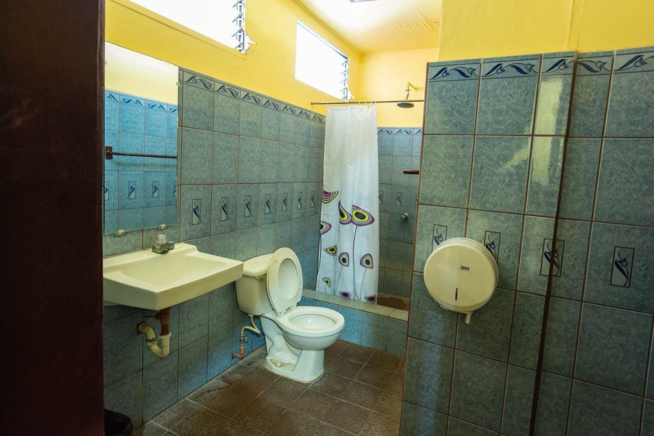 Hostal Lazybones León Esterno foto